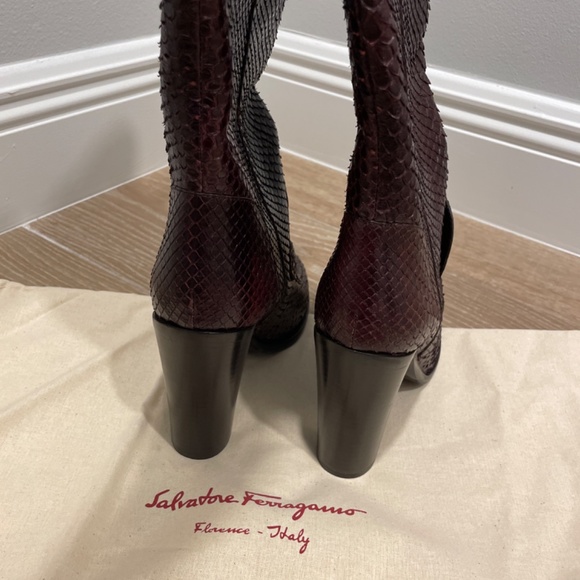 Ferragamo Boots - Picture 5 of 5